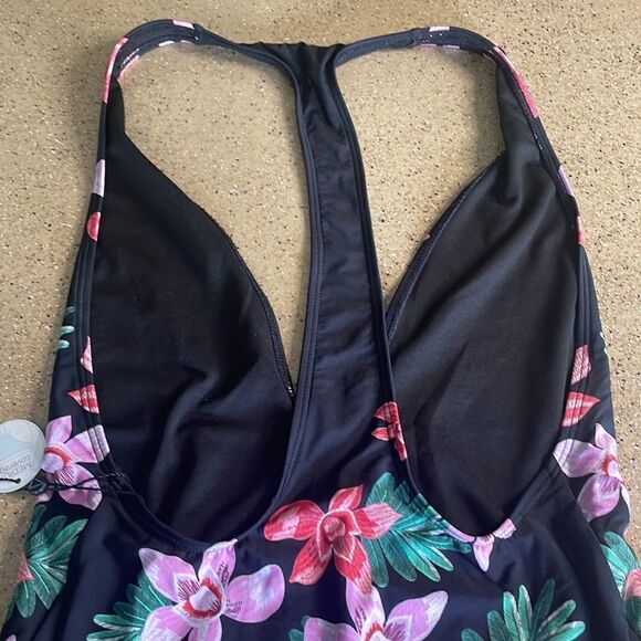Bikini Lab Love On Trop Plunge Front Tropical Floral One Piece Black swimsuit - Picture 9 of 12
